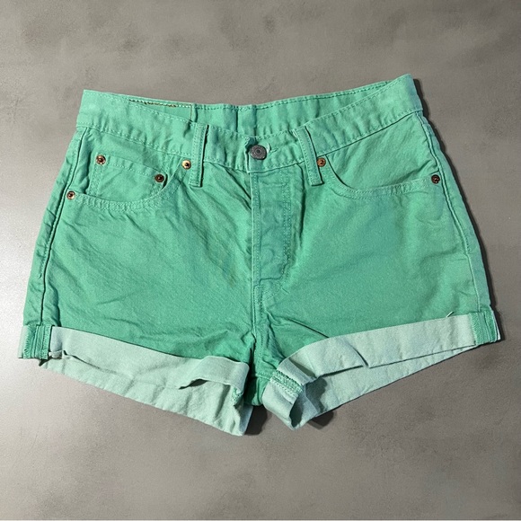 LEVI’S 501 Mid-Rise Jean Shorts in Mint Green - Picture 2 of 6